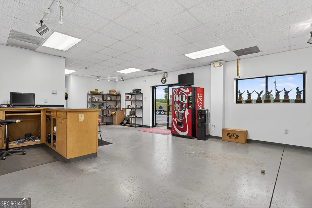 165 Porter Springs RD Dahlonega, GA 30533