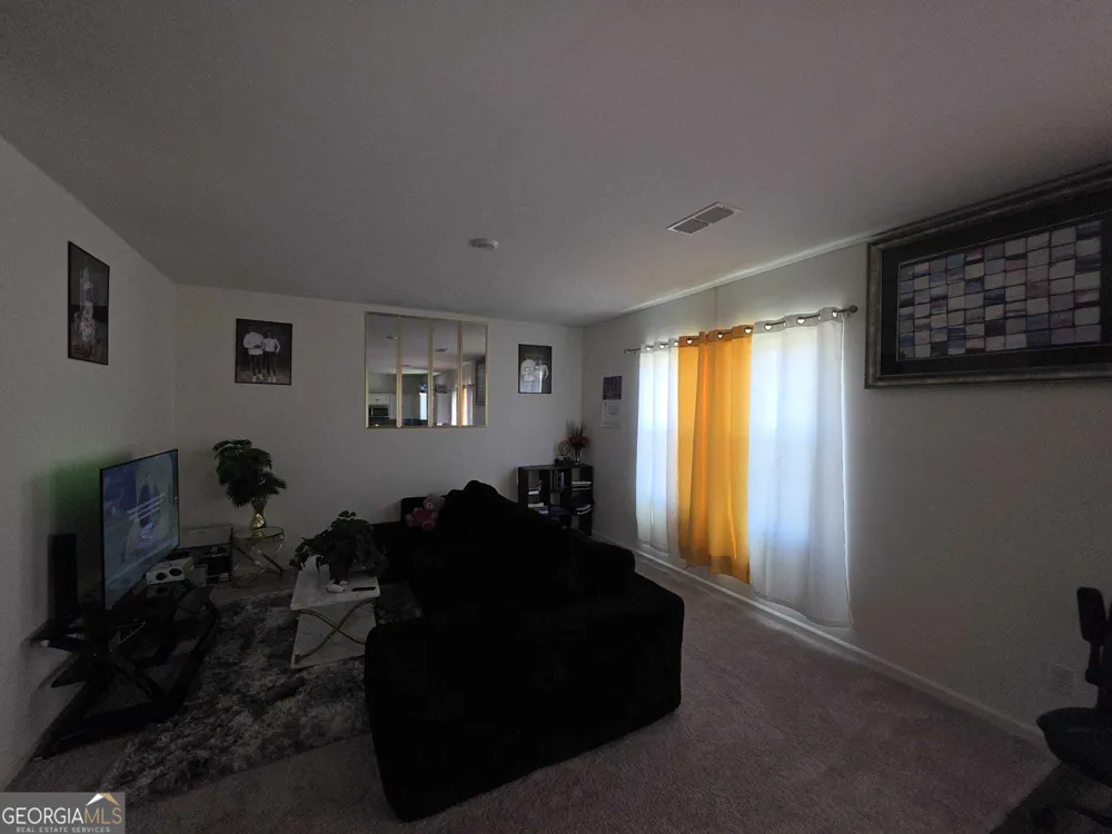125 N Chesapeake Bay DR Locust Grove, GA 30248