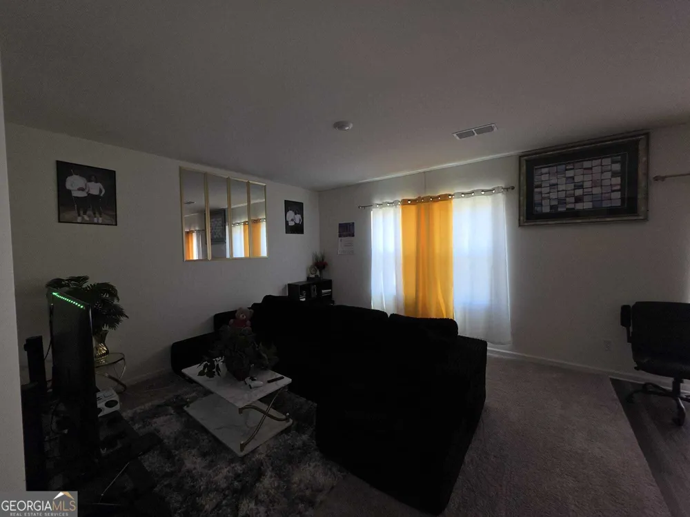 125 N Chesapeake Bay DR Locust Grove, GA 30248