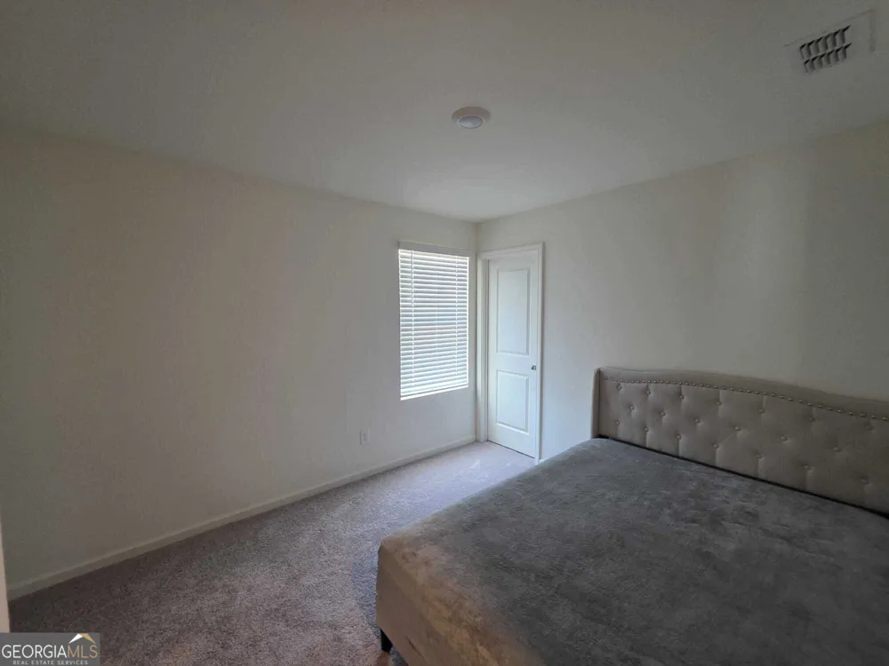 125 N Chesapeake Bay DR Locust Grove, GA 30248