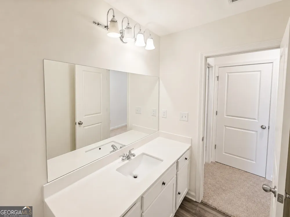 125 N Chesapeake Bay DR Locust Grove, GA 30248