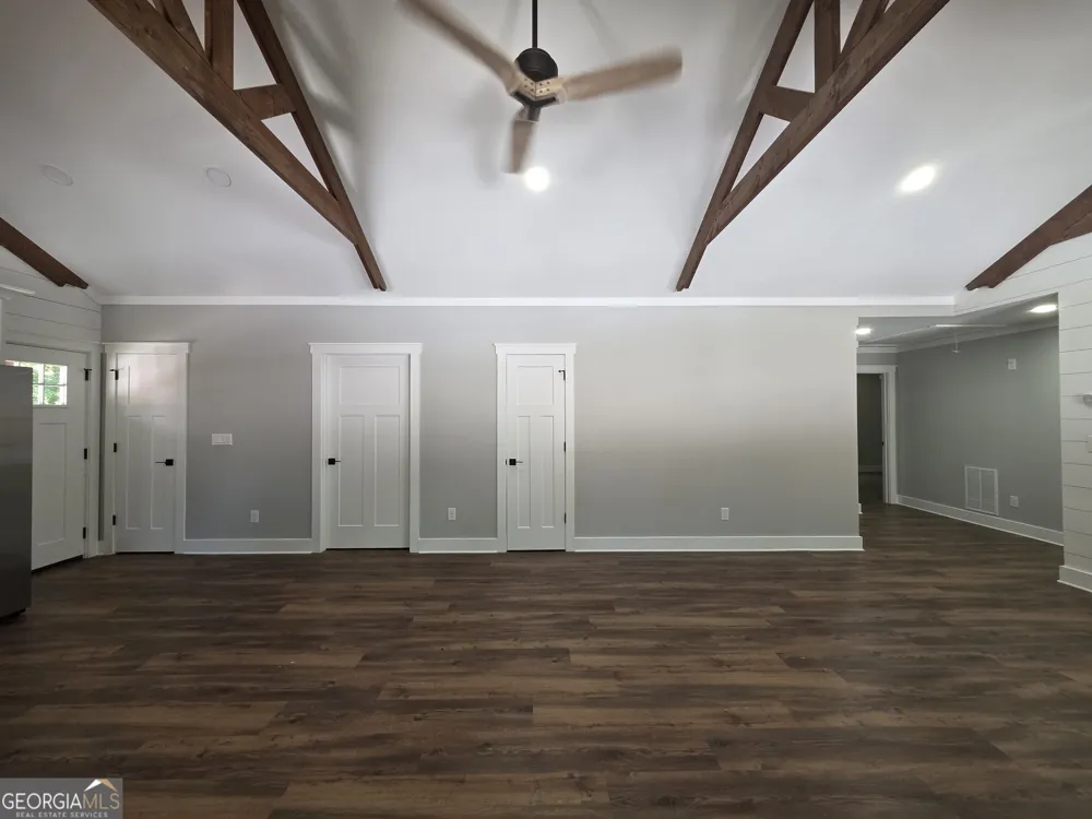 1217 Youngs Farm RD Cedartown, GA 30125