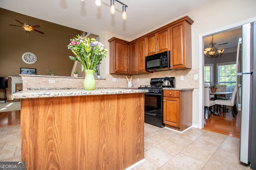 210 Creekside Overlook Hiram, GA 30141