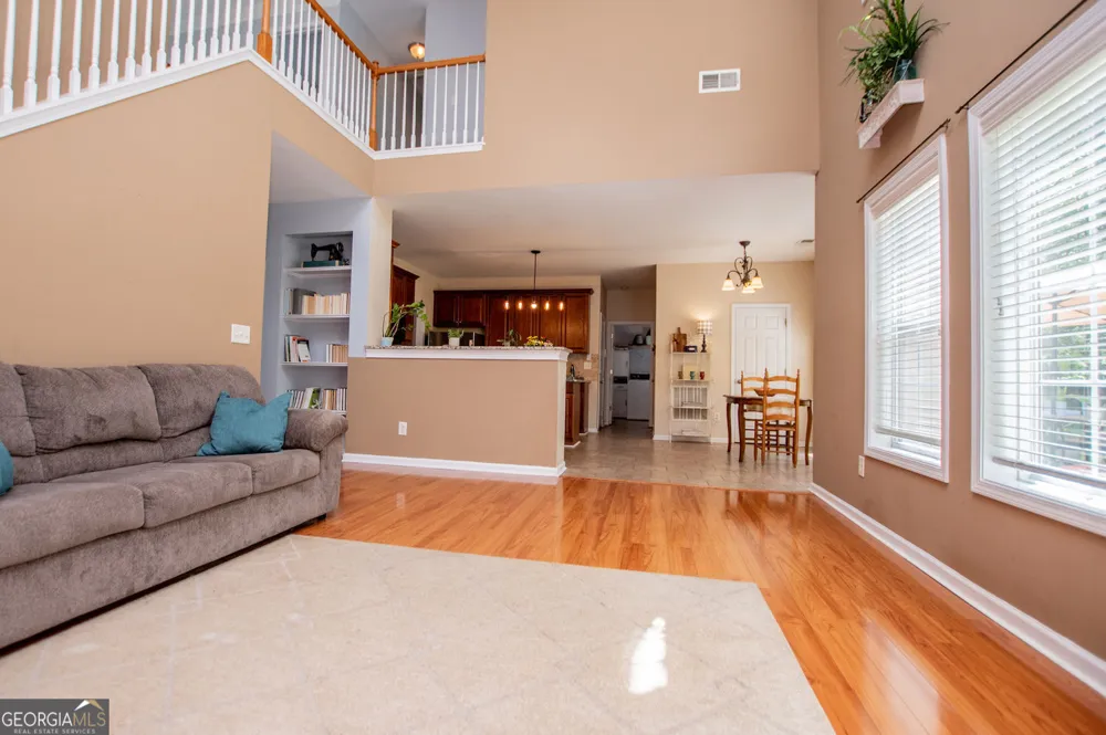 210 Creekside Overlook Hiram, GA 30141
