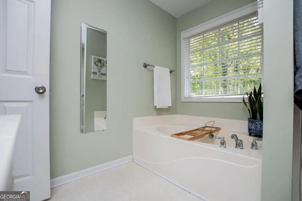 210 Creekside Overlook Hiram, GA 30141