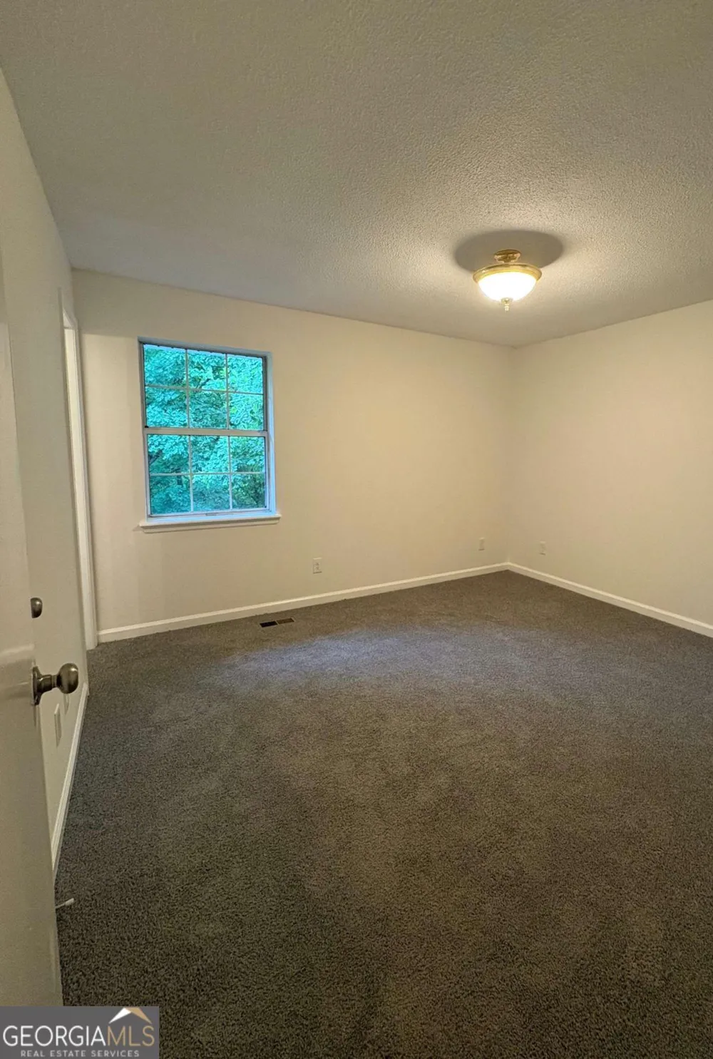 643 Akins RD Chickamauga, GA 30707