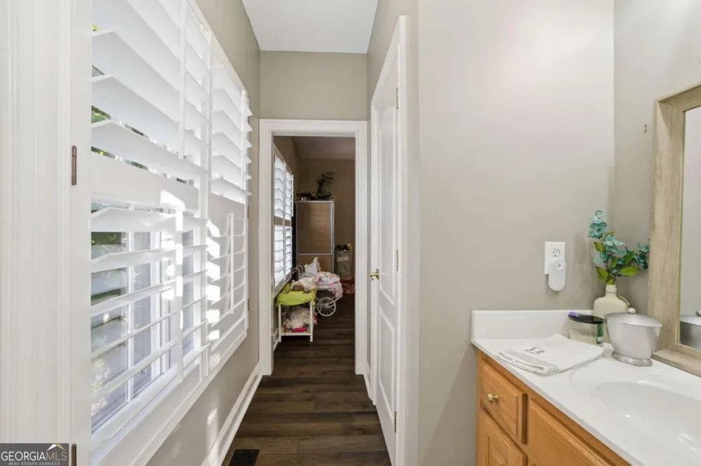 416 Spring Place RD NE White, GA 30184
