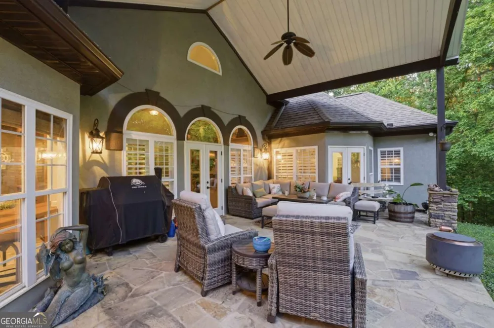 416 Spring Place RD NE White, GA 30184