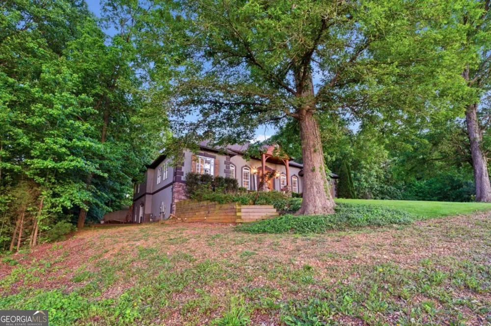 416 Spring Place RD NE White, GA 30184
