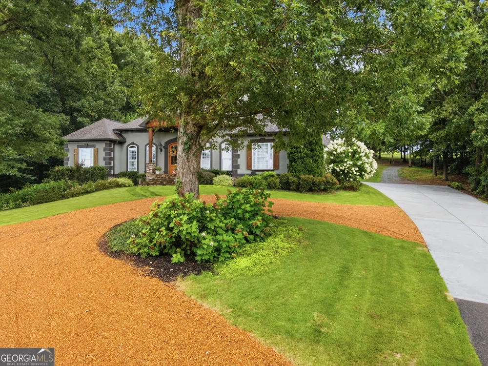 416 Spring Place RD NE White, GA 30184