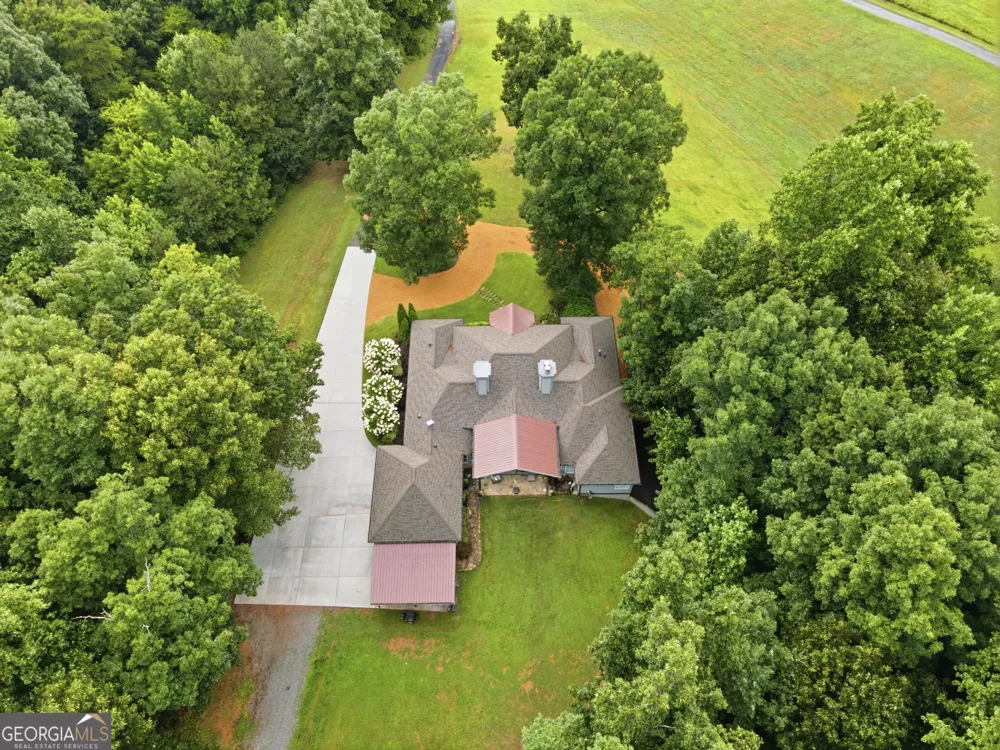416 Spring Place RD NE White, GA 30184