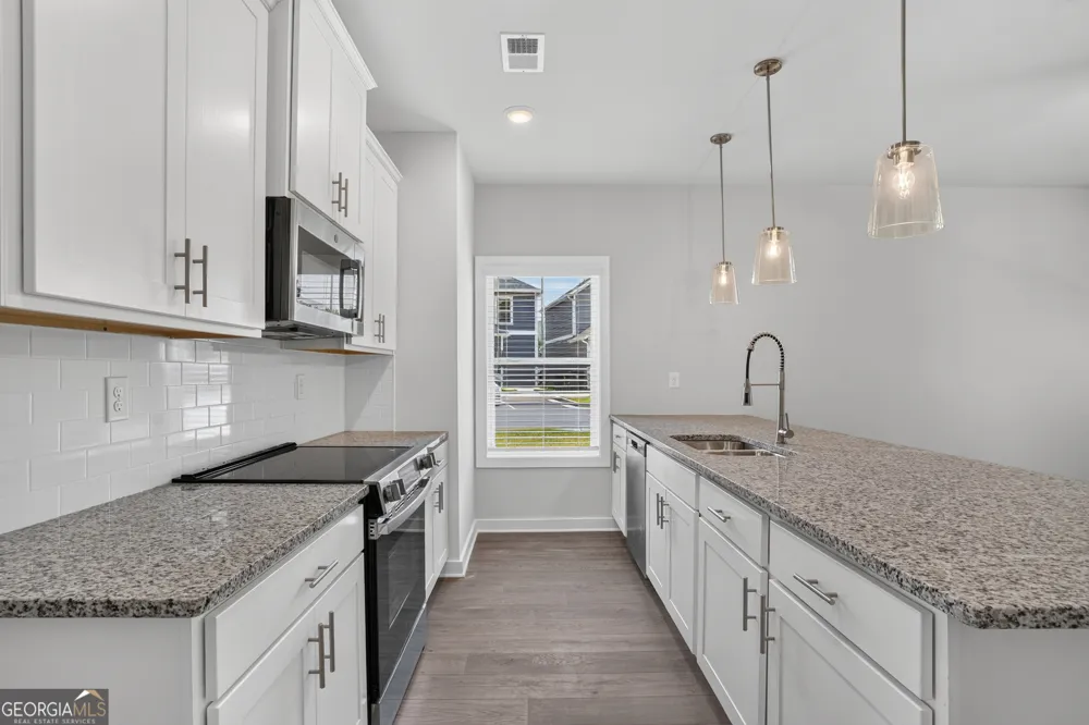 205 Maddux ST Fayetteville, GA 30214