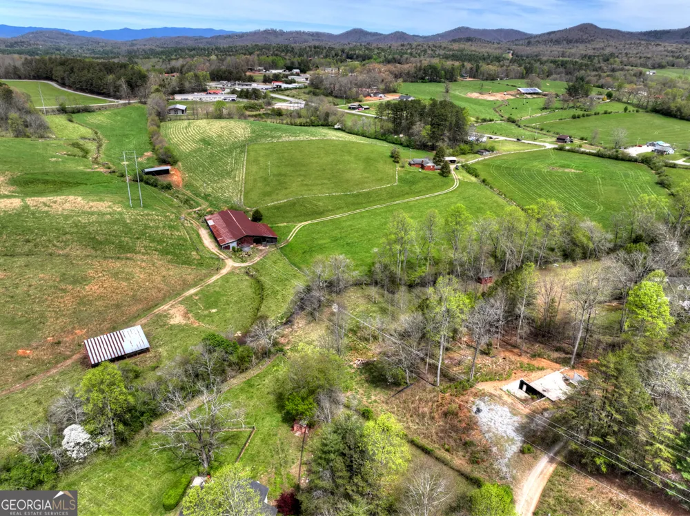 139 Cedar LN Blairsville, GA 30512