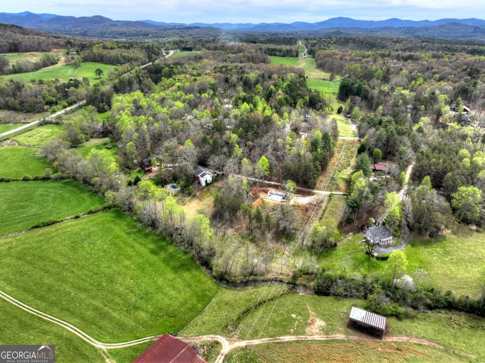 139 Cedar LN Blairsville, GA 30512