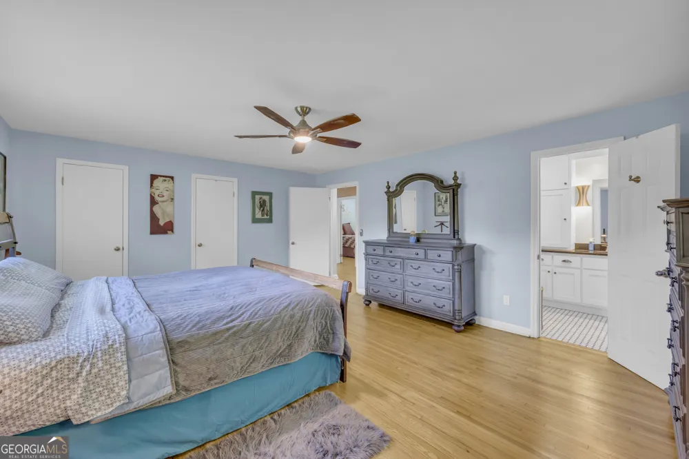 1973 Falls RD Toccoa, GA 30577