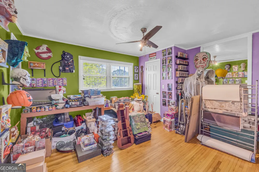 1973 Falls RD Toccoa, GA 30577
