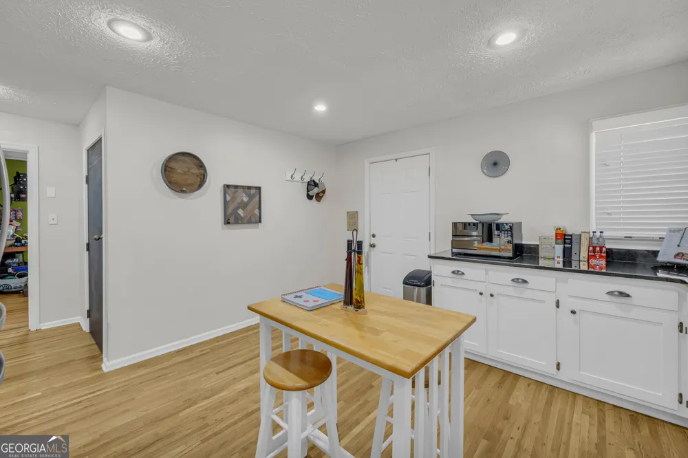 1973 Falls RD Toccoa, GA 30577