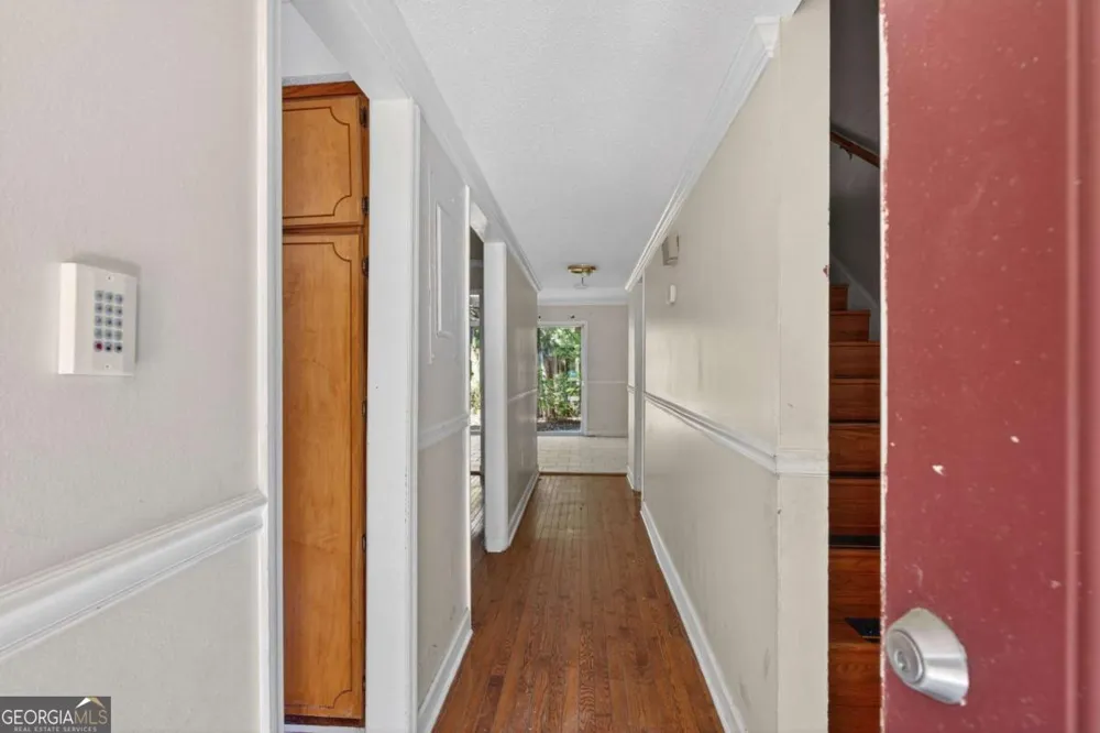 527 Tibet AVE Savannah, GA 31406
