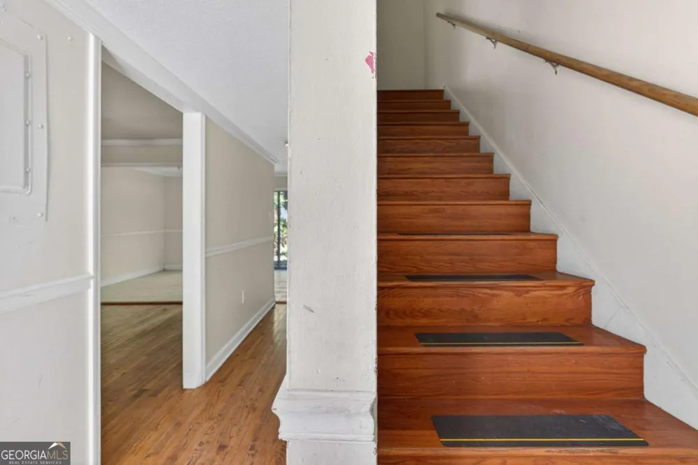 527 Tibet AVE Savannah, GA 31406