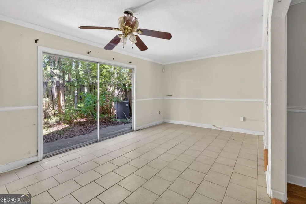 527 Tibet AVE Savannah, GA 31406