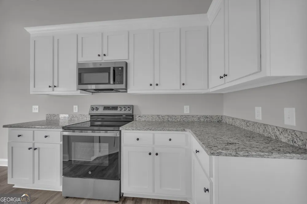 152 Sewell RD Lavonia, GA 30553