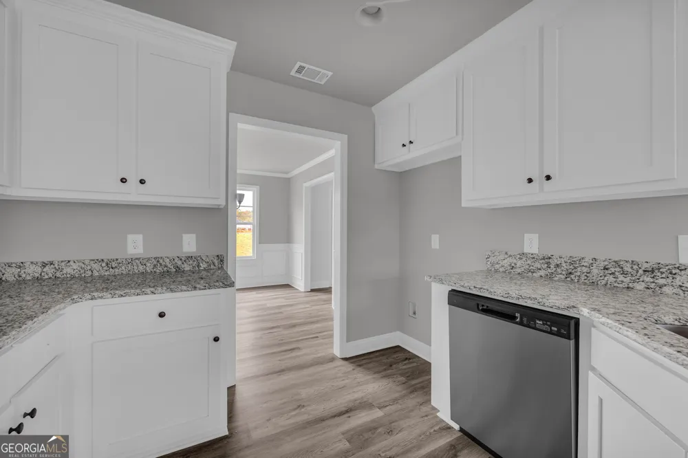 152 Sewell RD Lavonia, GA 30553