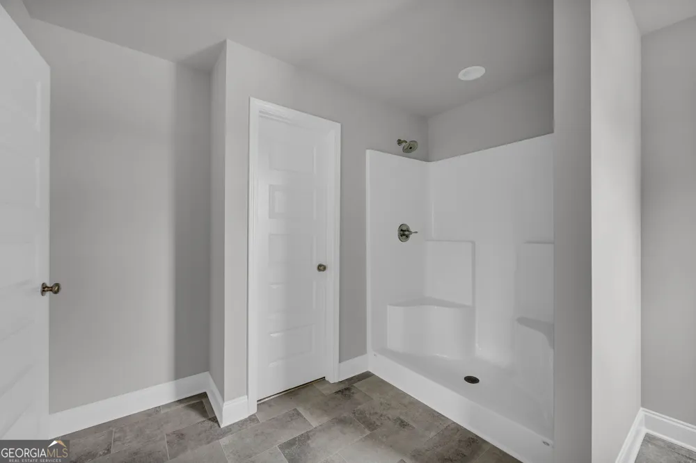152 Sewell RD Lavonia, GA 30553