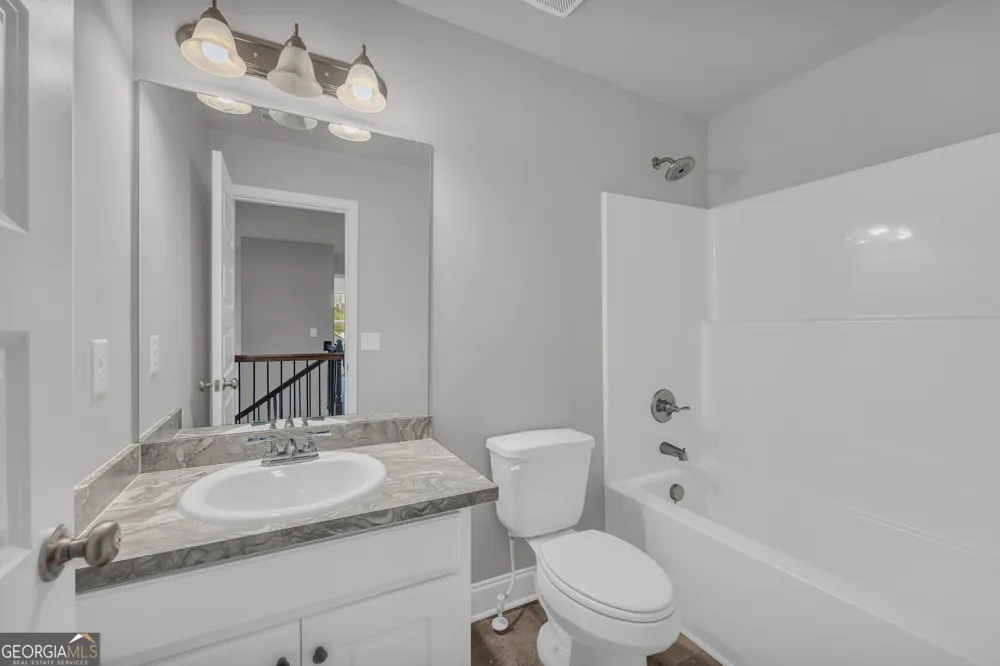 152 Sewell RD Lavonia, GA 30553