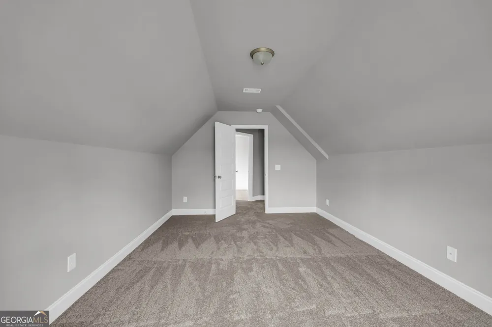 152 Sewell RD Lavonia, GA 30553