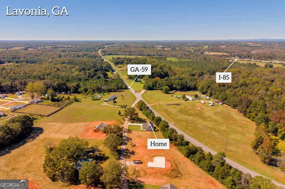 152 Sewell RD Lavonia, GA 30553