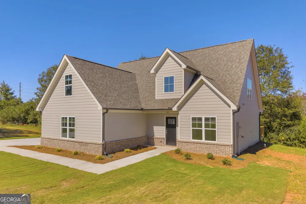 152 Sewell RD Lavonia, GA 30553