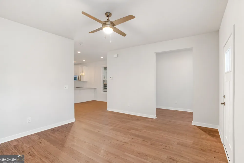 320 Dempsey DR Fayetteville, GA 30214
