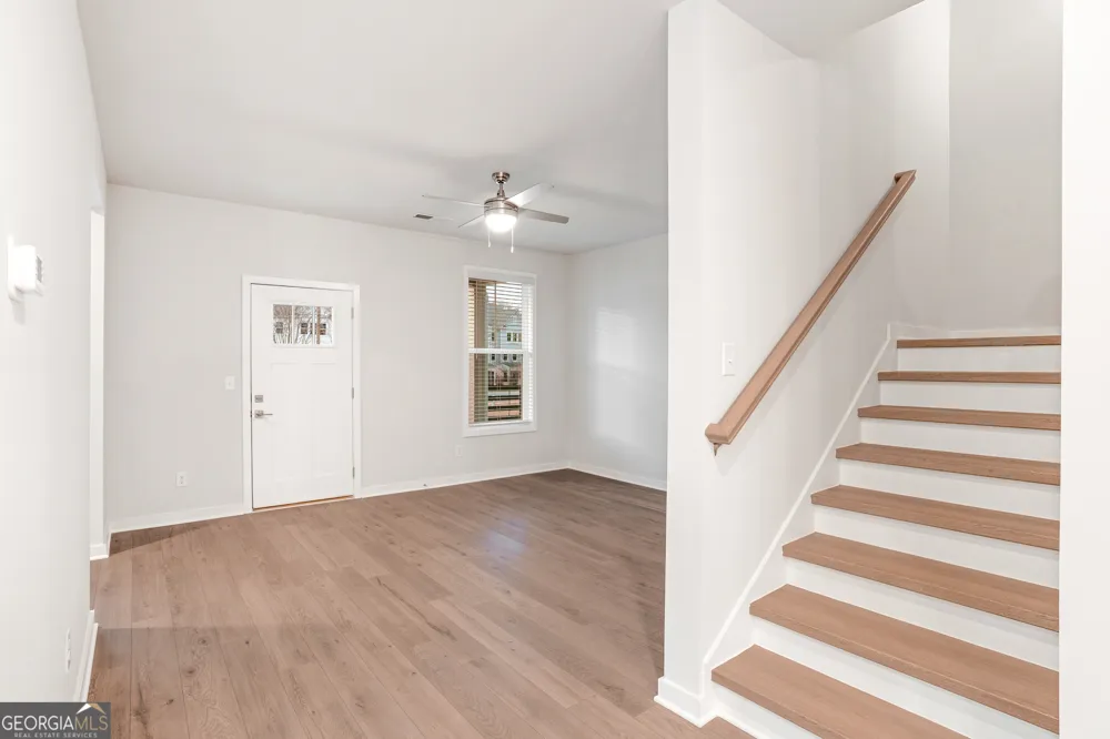 320 Dempsey DR Fayetteville, GA 30214