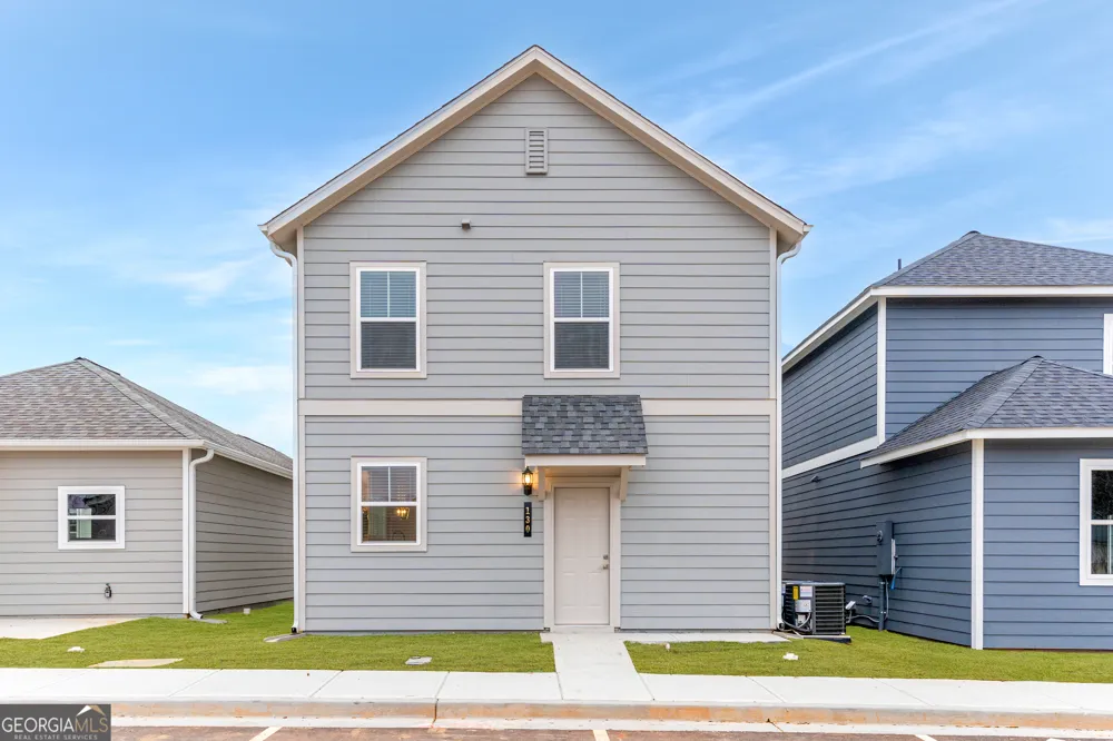 320 Dempsey DR Fayetteville, GA 30214