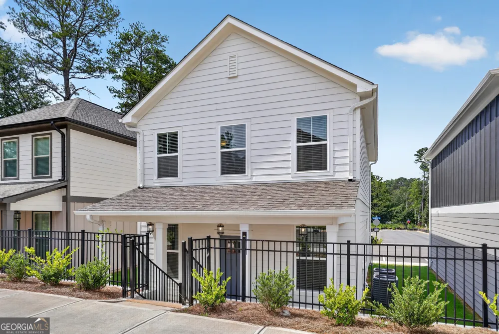 320 Dempsey DR Fayetteville, GA 30214