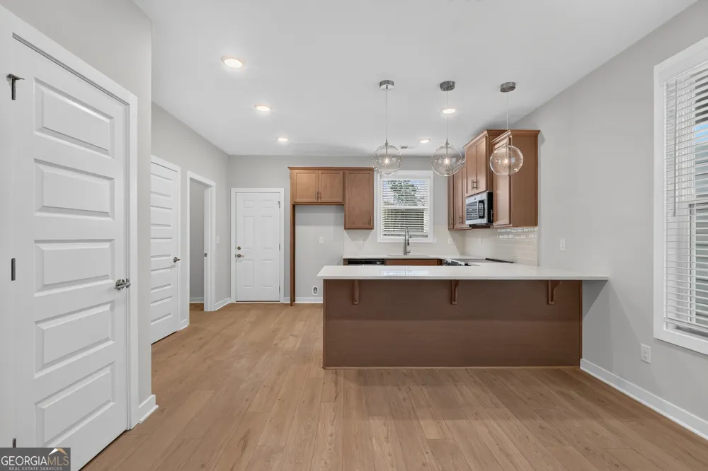 320 Dempsey DR Fayetteville, GA 30214