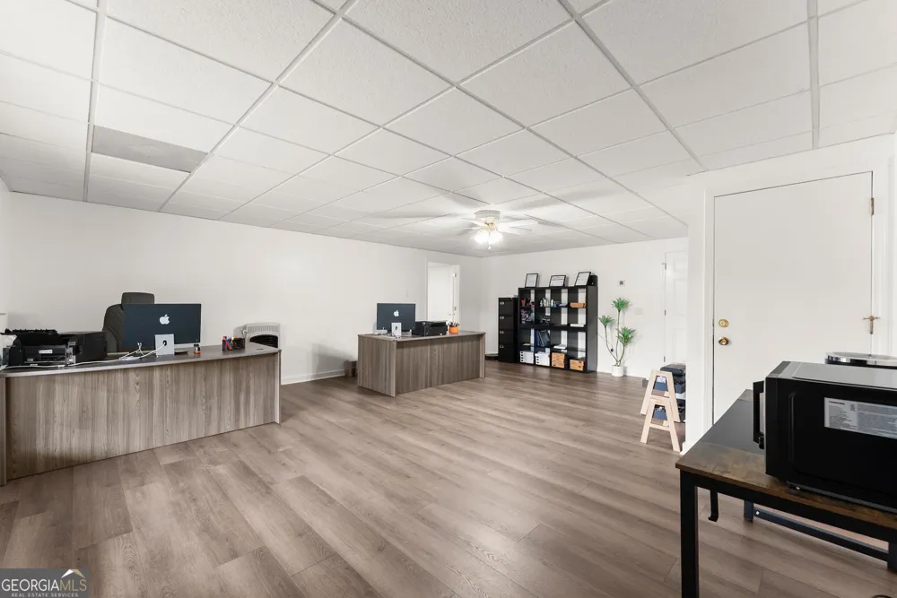 6147 Dahlonega HWY Clermont, GA 30527