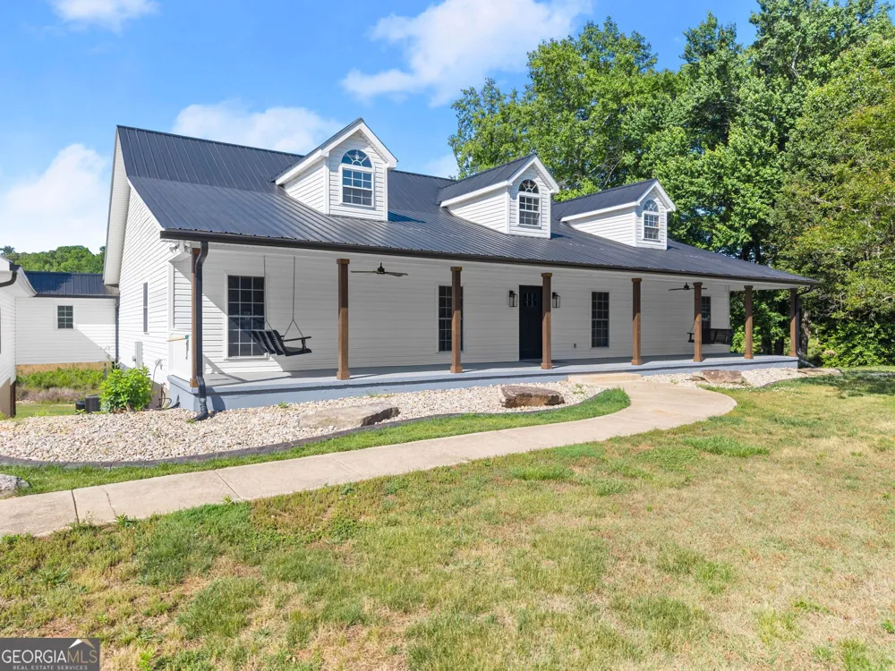 6147 Dahlonega HWY Clermont, GA 30527
