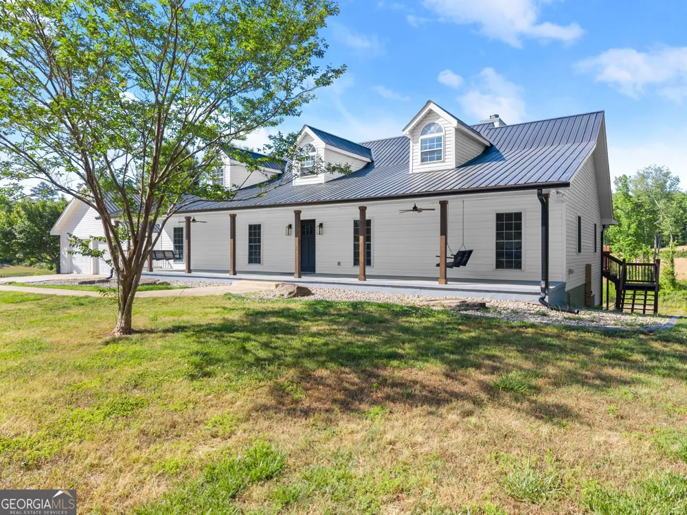 6147 Dahlonega HWY Clermont, GA 30527