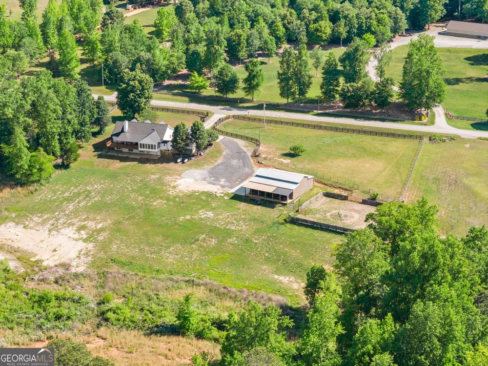 6147 Dahlonega HWY Clermont, GA 30527