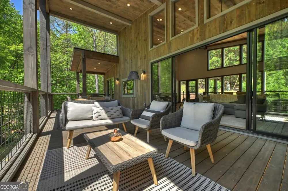 197 Tipton CT Cherry Log, GA 30522