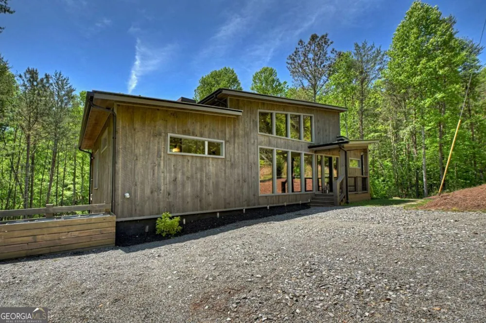 197 Tipton CT Cherry Log, GA 30522
