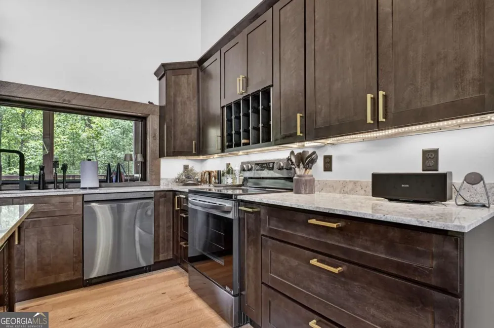 197 Tipton CT Cherry Log, GA 30522