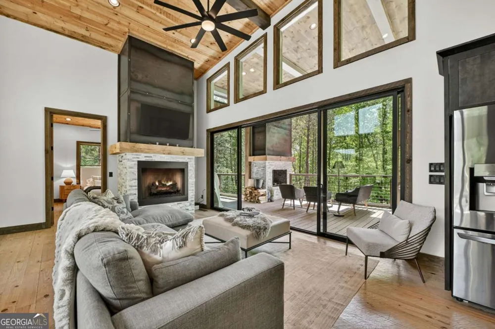 197 Tipton CT Cherry Log, GA 30522