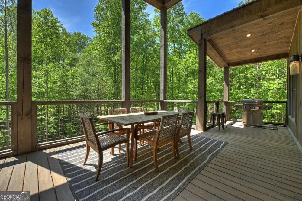 197 Tipton CT Cherry Log, GA 30522