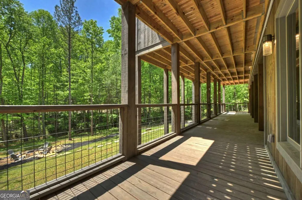 197 Tipton CT Cherry Log, GA 30522