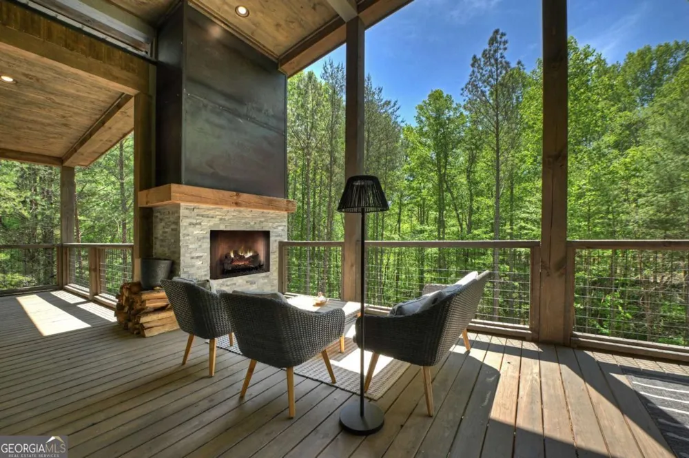 197 Tipton CT Cherry Log, GA 30522