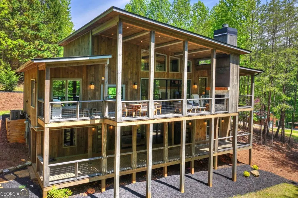 197 Tipton CT Cherry Log, GA 30522