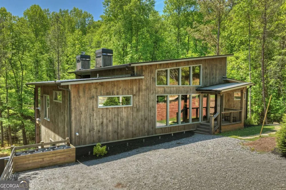 197 Tipton CT Cherry Log, GA 30522