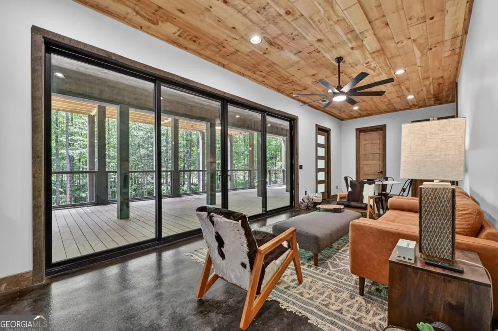 197 Tipton CT Cherry Log, GA 30522